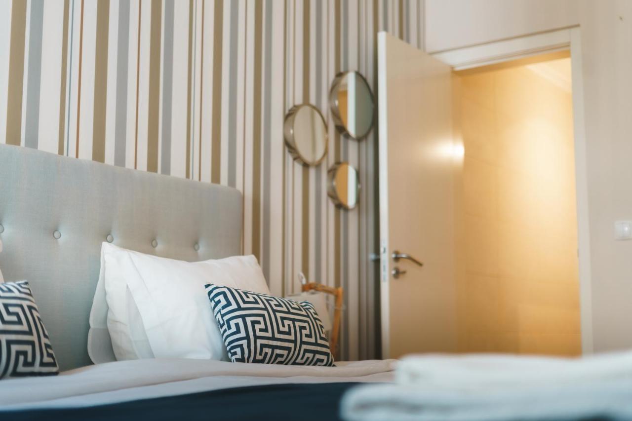 Flores Guest House Lisboa Extérieur photo