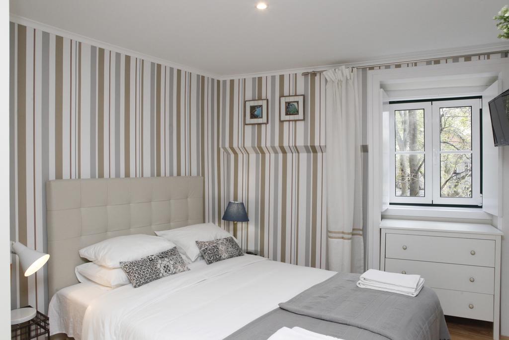 Flores Guest House Lisboa Extérieur photo
